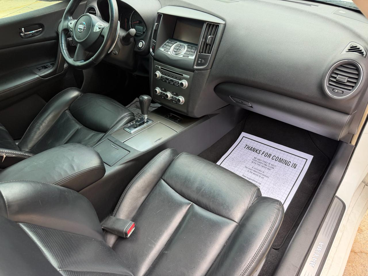 Nissan Maxima S 2013