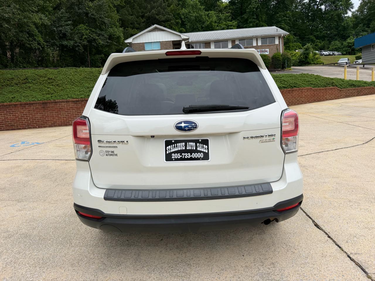 Subaru Forester 2.5i Premium PZEV CVT 2017