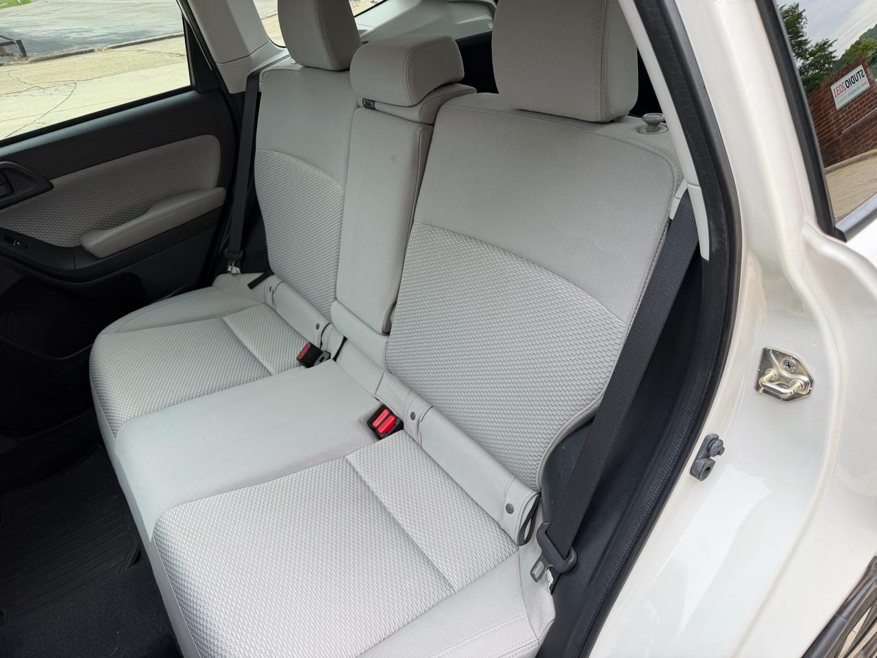 Subaru Forester 2.5i Premium PZEV CVT 2017