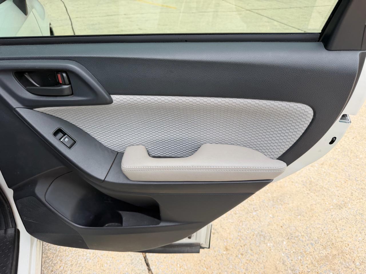 Subaru Forester 2.5i Premium PZEV CVT 2017