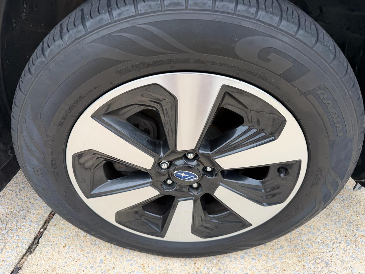 Subaru Forester 2.5i Premium PZEV CVT 2017