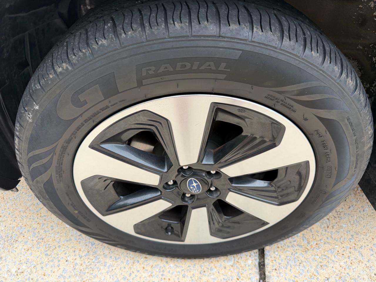 Subaru Forester 2.5i Premium PZEV CVT 2017