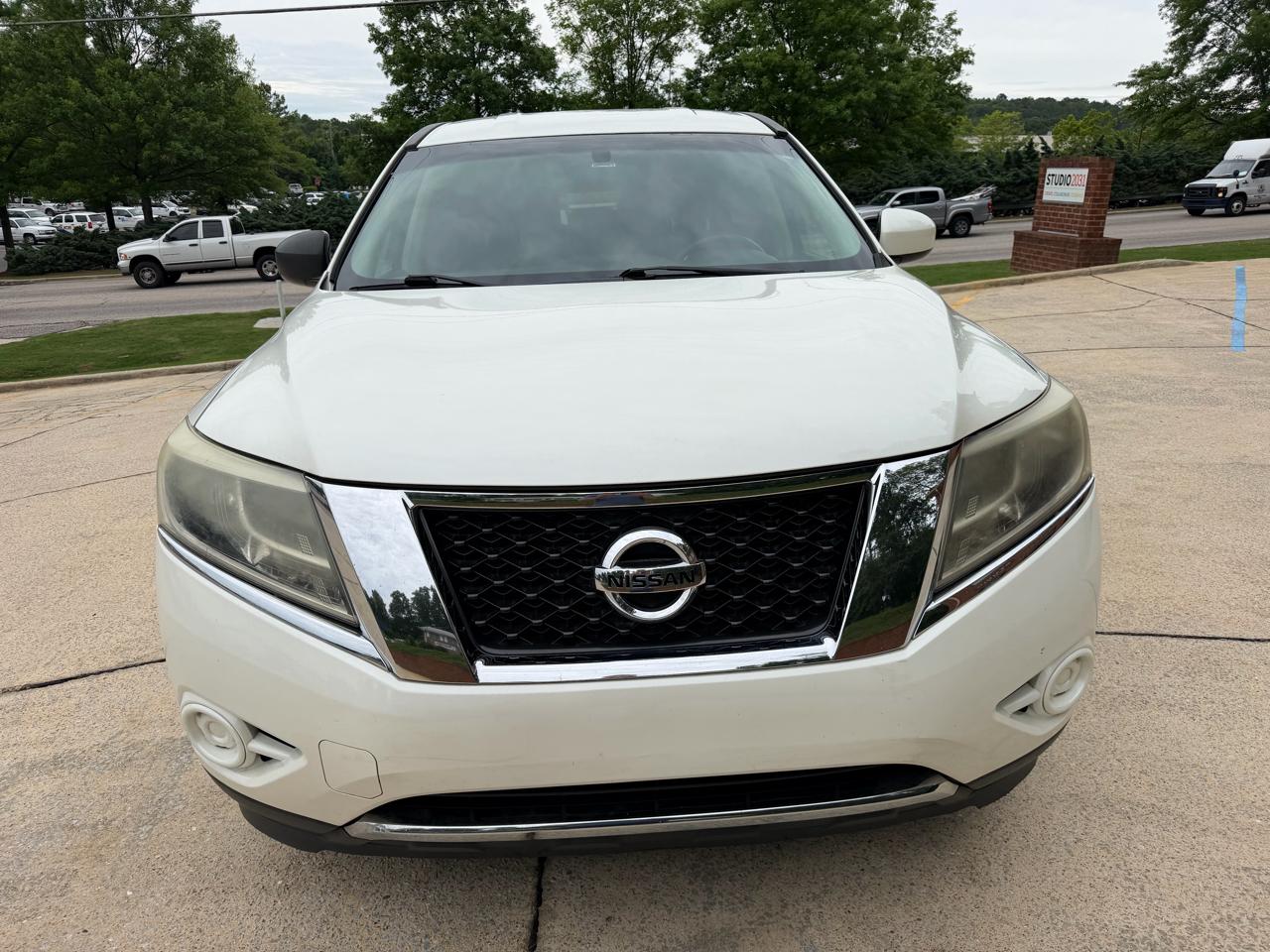 Nissan Pathfinder S 2WD 2015