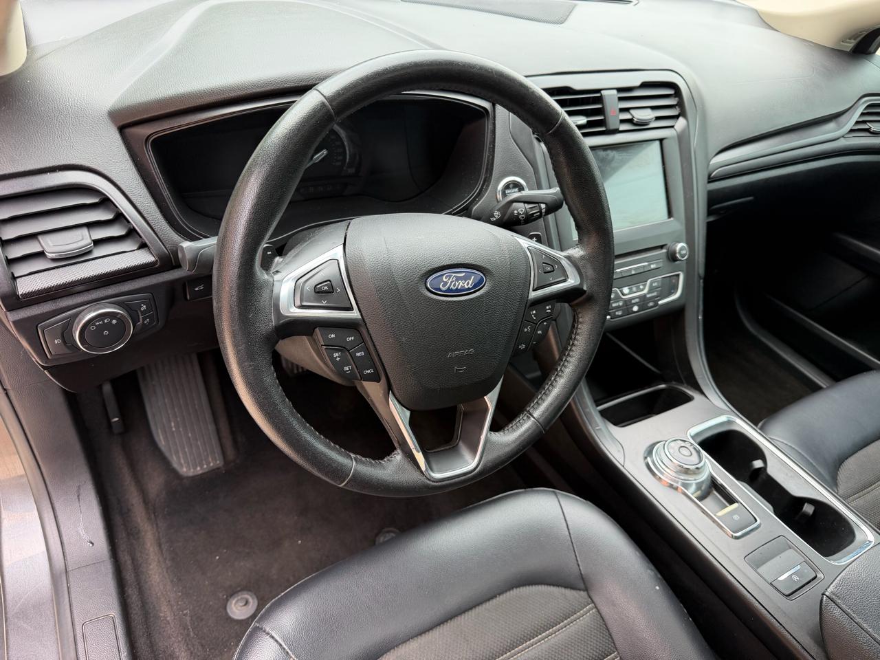 Ford Fusion SE 2018