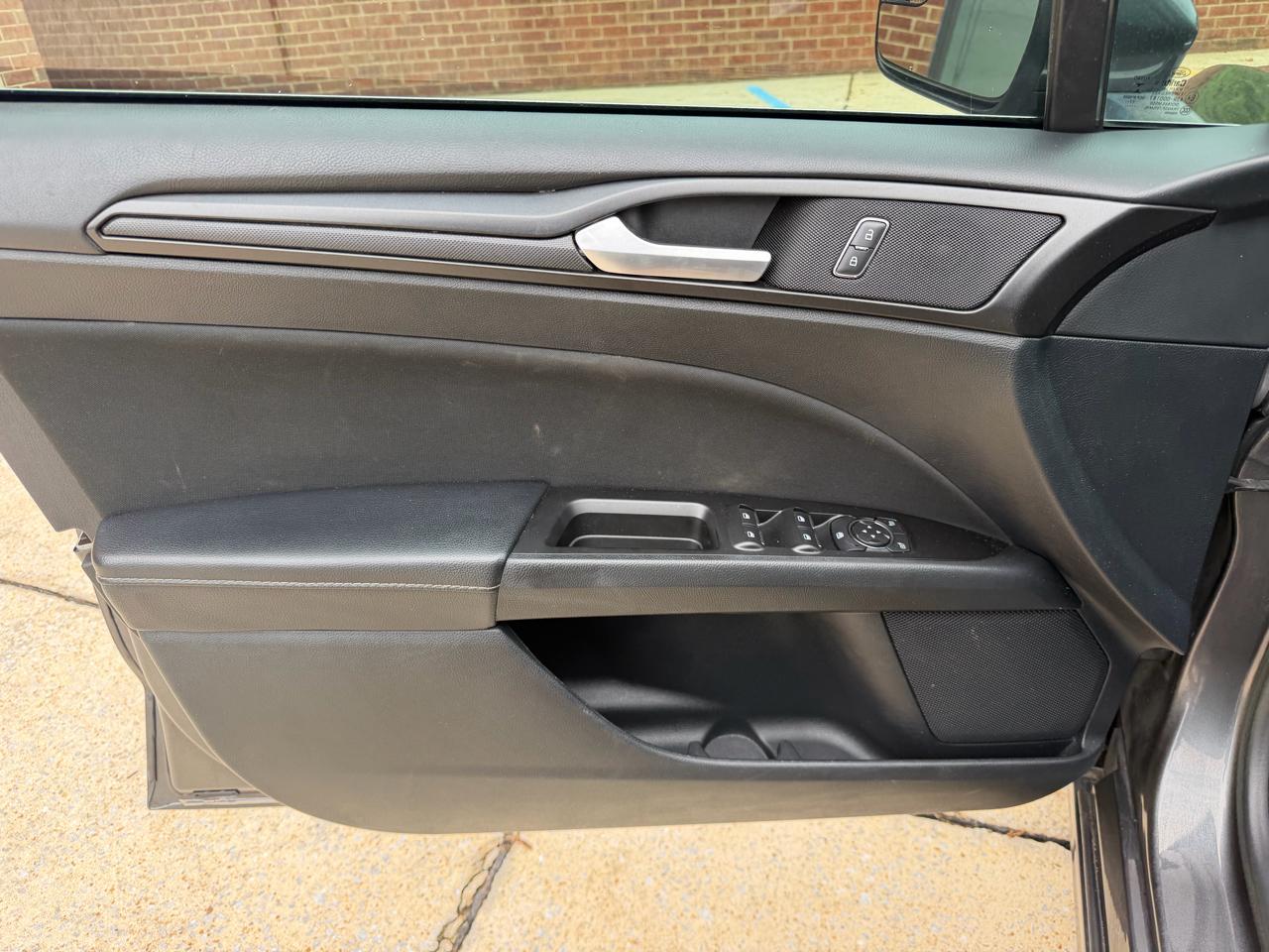 Ford Fusion SE 2018