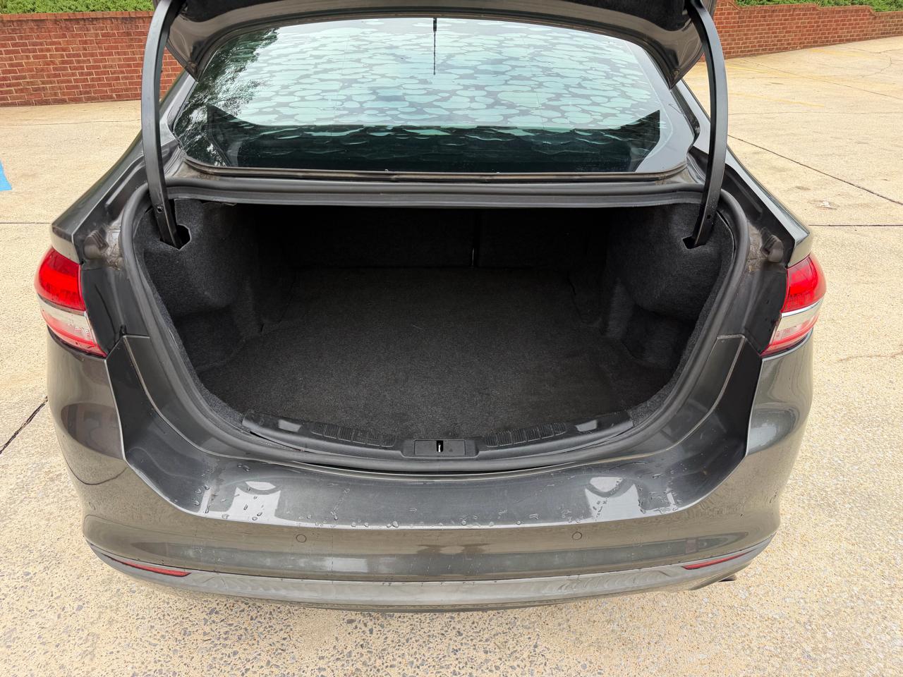 Ford Fusion SE 2018