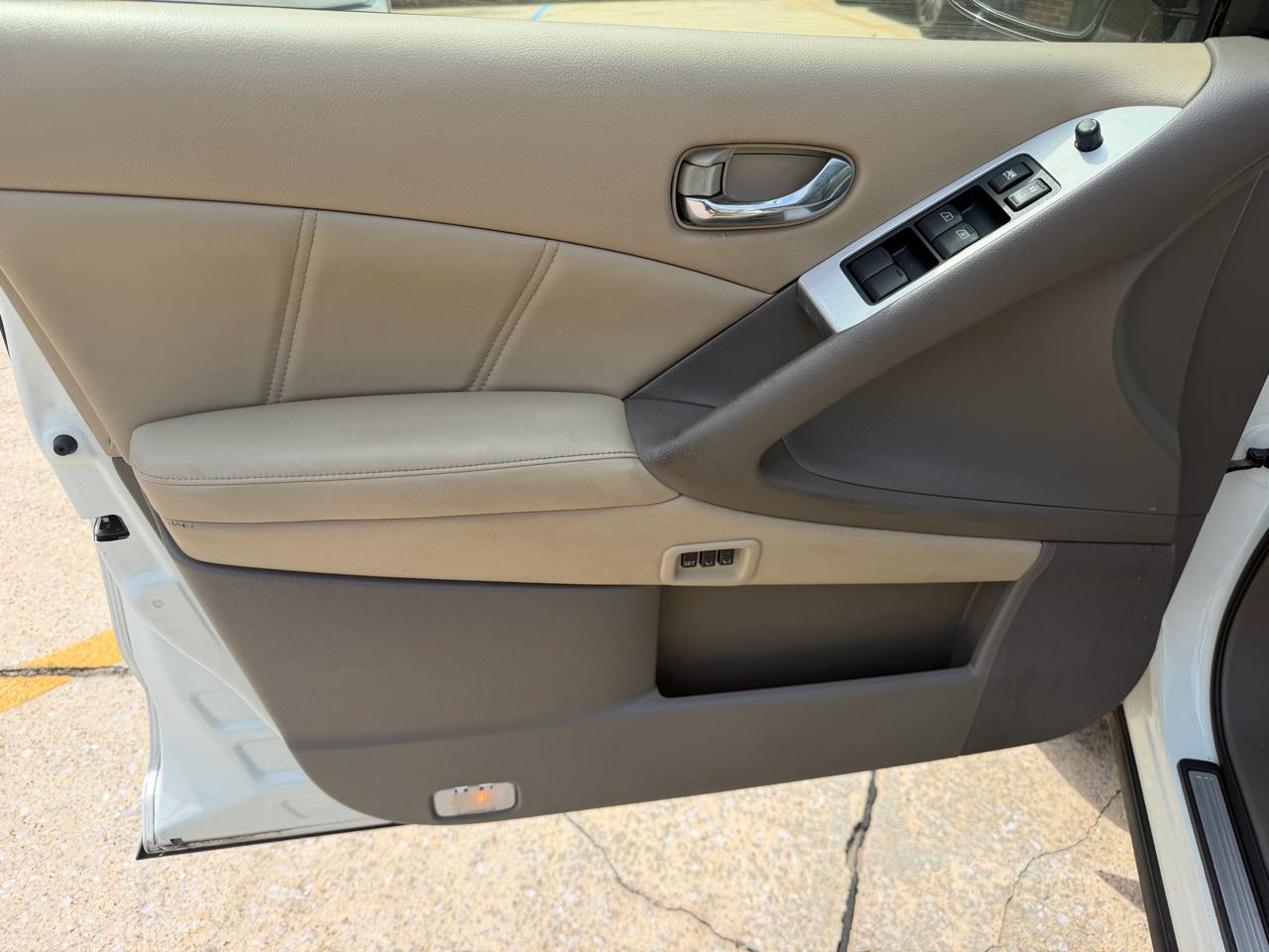 Nissan Murano S 2014