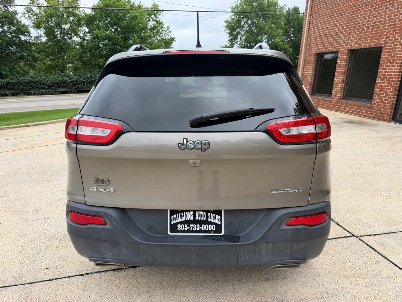Jeep Cherokee Sport 4WD 2016