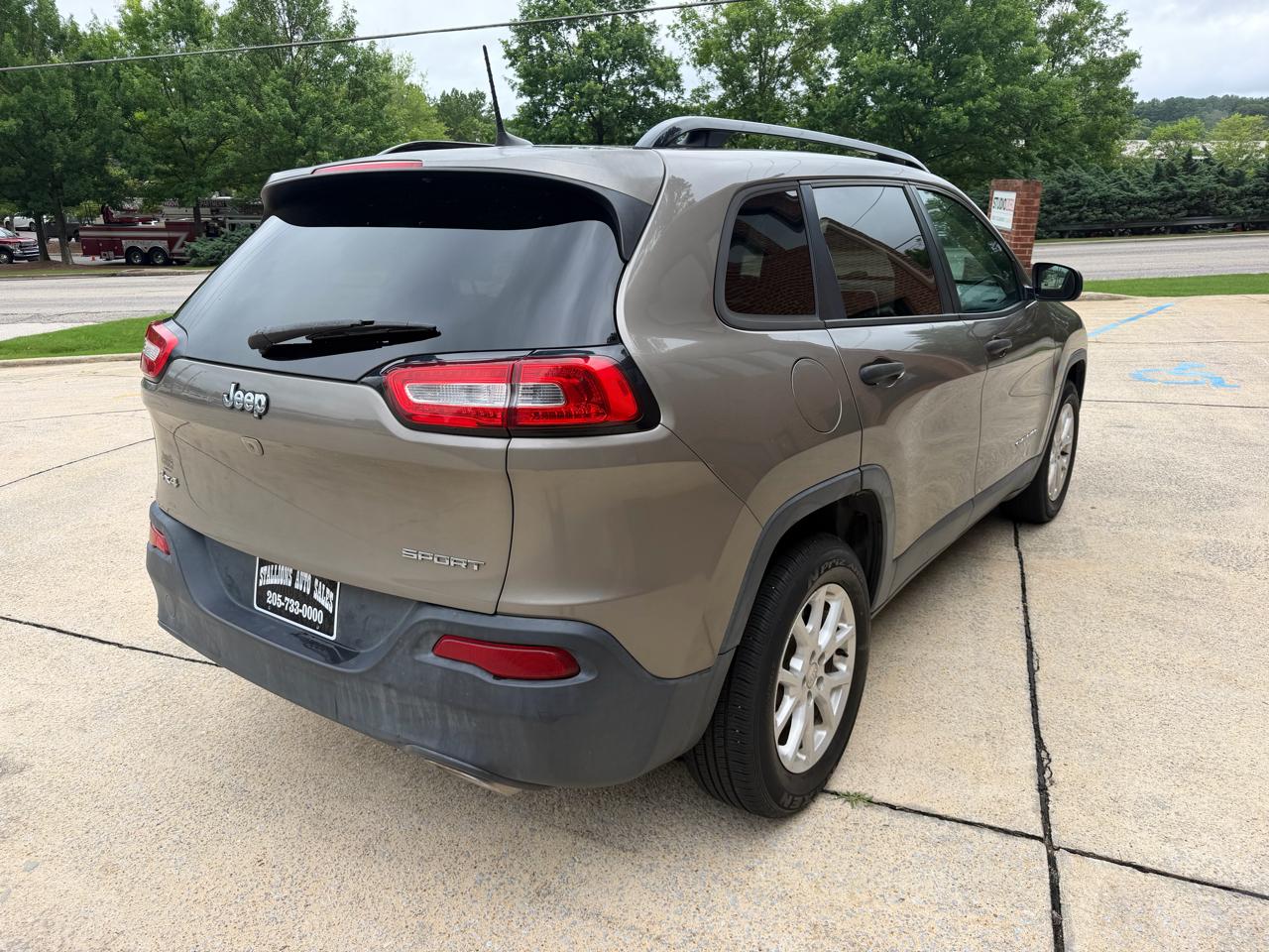 Jeep Cherokee Sport 4WD 2016
