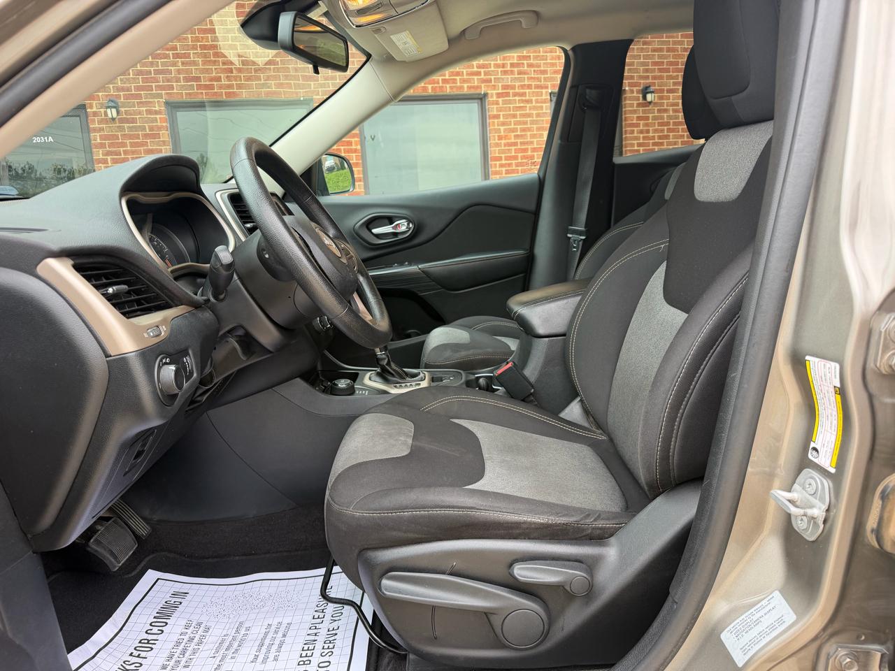 Jeep Cherokee Sport 4WD 2016