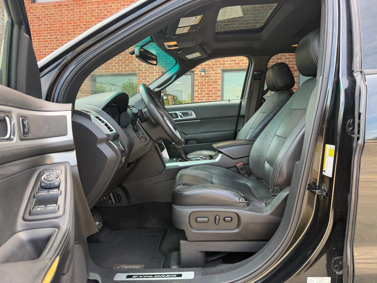 Ford Explorer Sport 4WD 2015