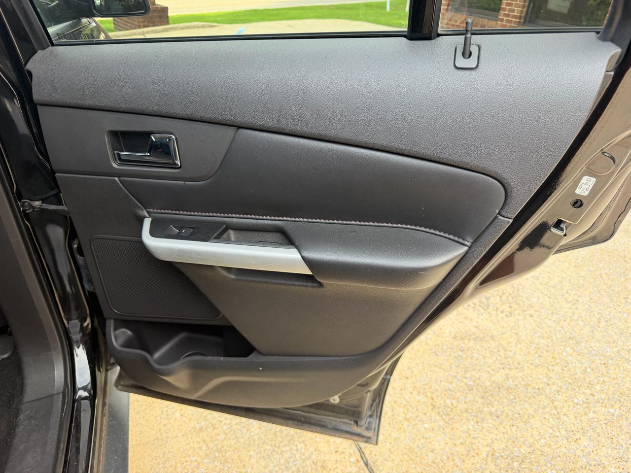 Ford Edge SEL FWD 2013