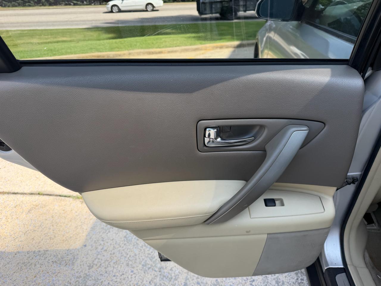 Infiniti FX FX35 2WD 2007
