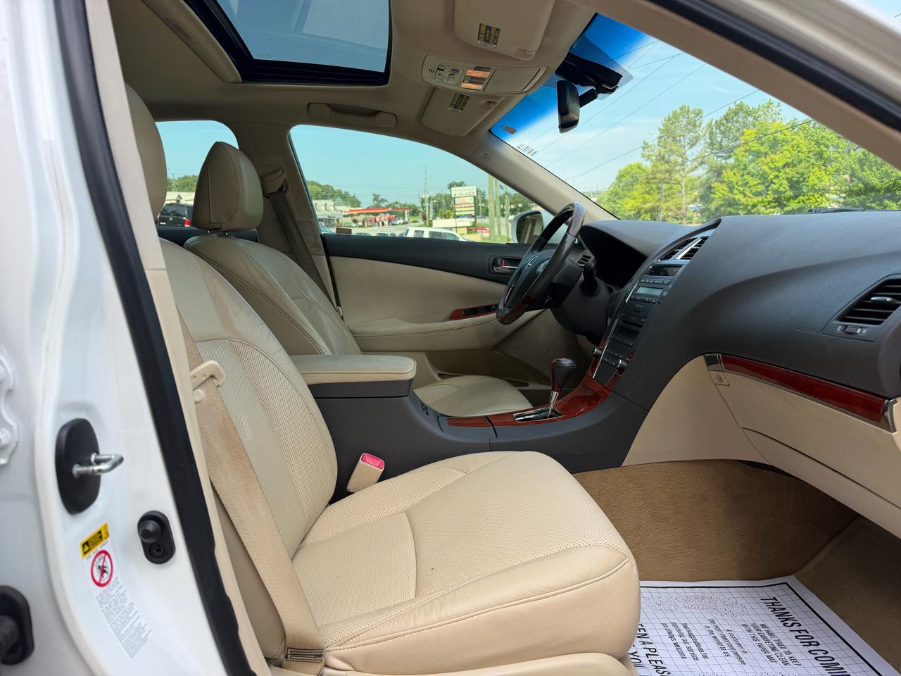 Lexus ES 350 Sedan 2011