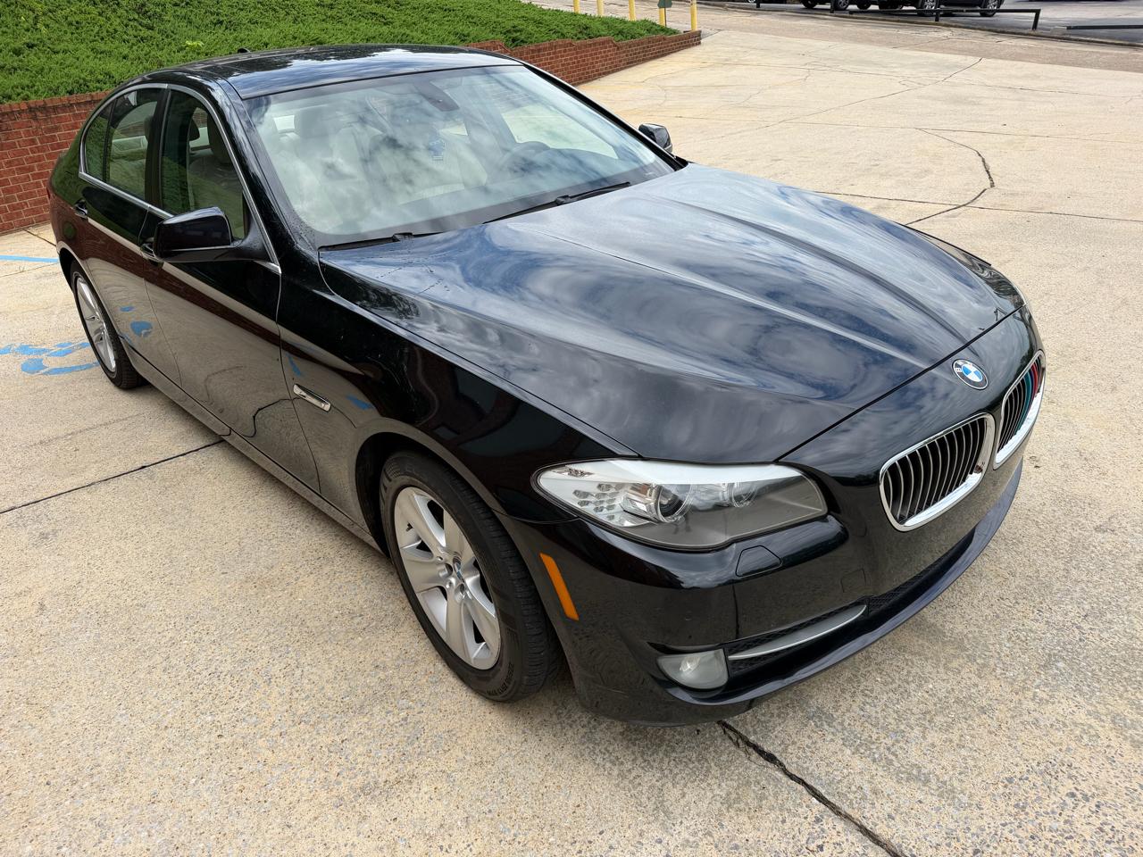 BMW 5-Series 528i 2012