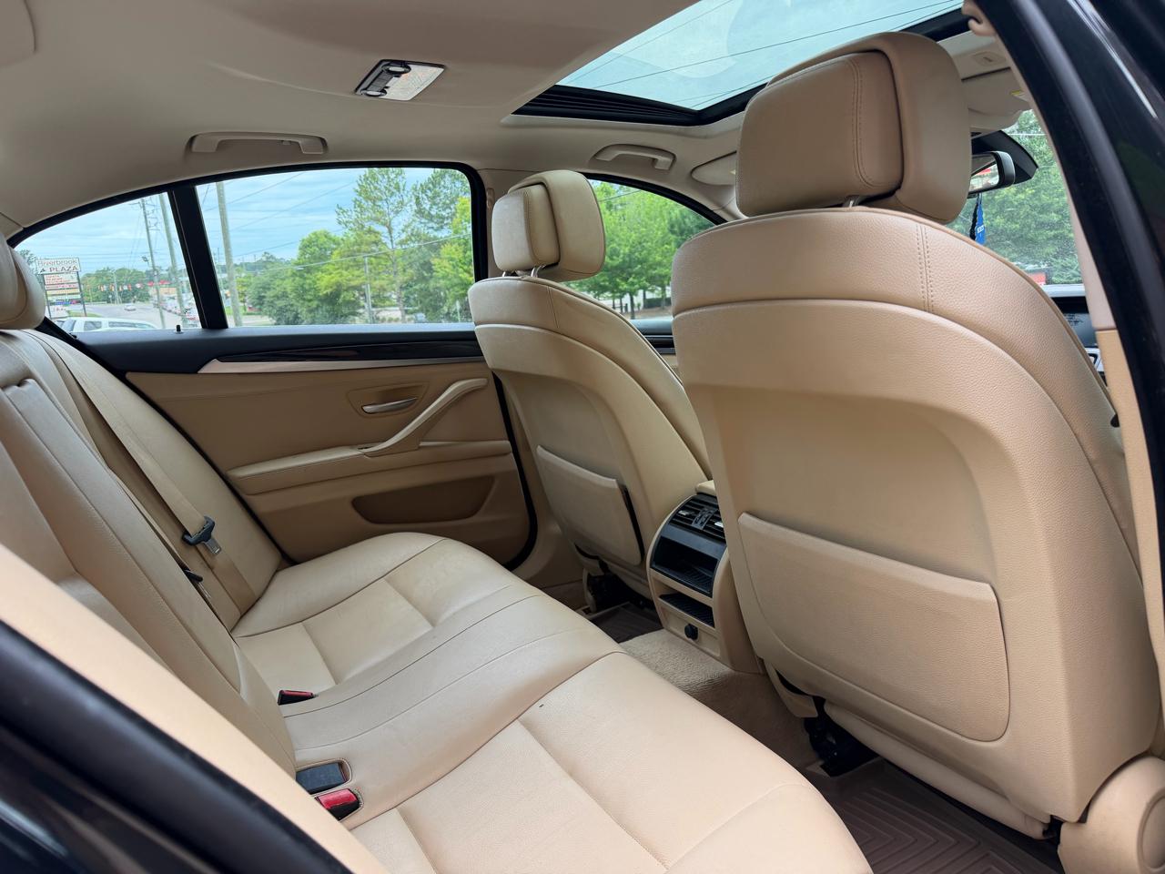 BMW 5-Series 528i 2012