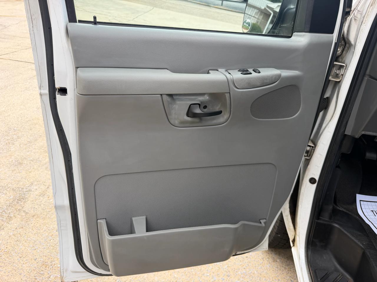 Ford Econoline E-350 Extended 2008