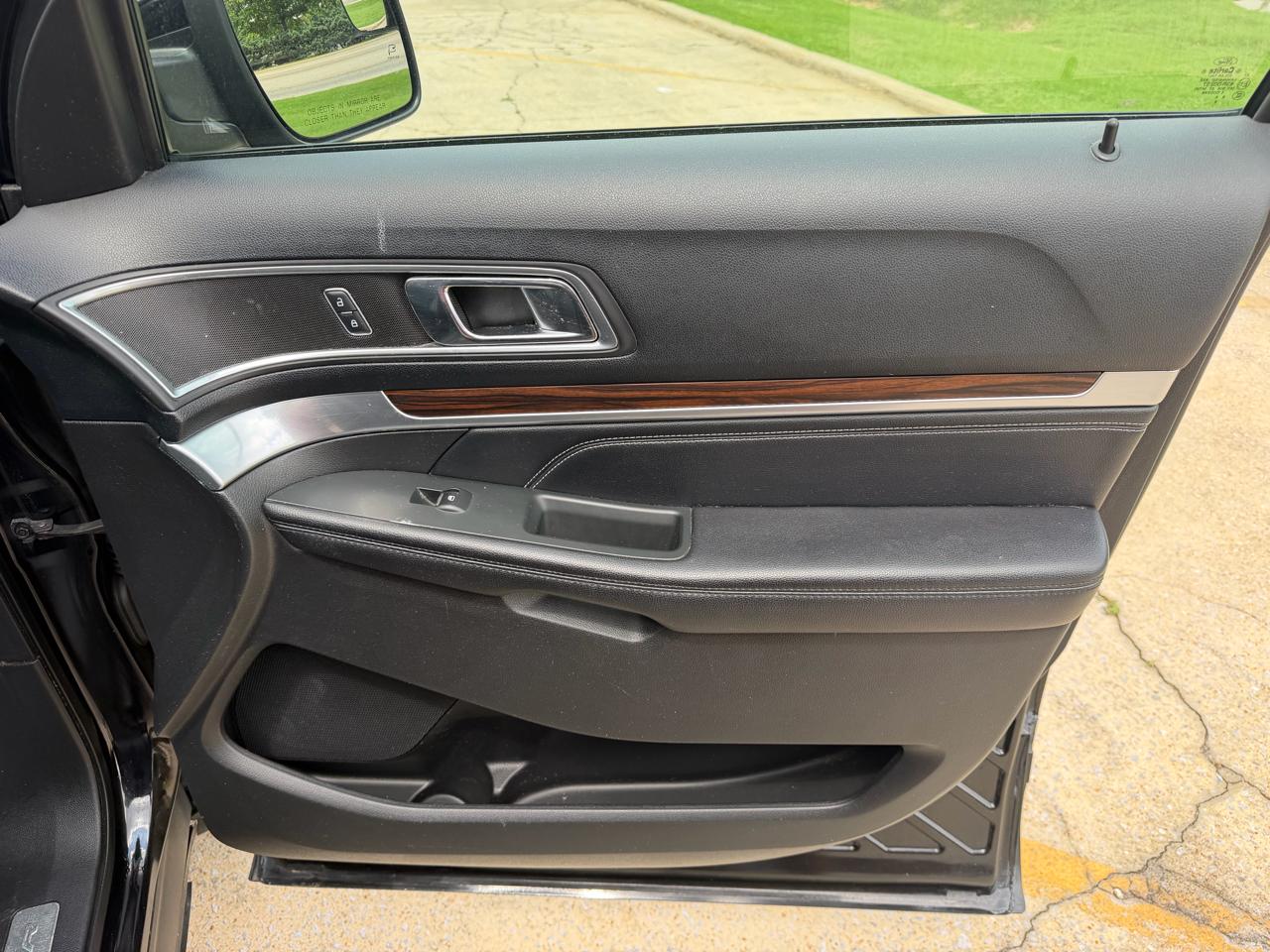 Ford Explorer Limited 4WD 2016