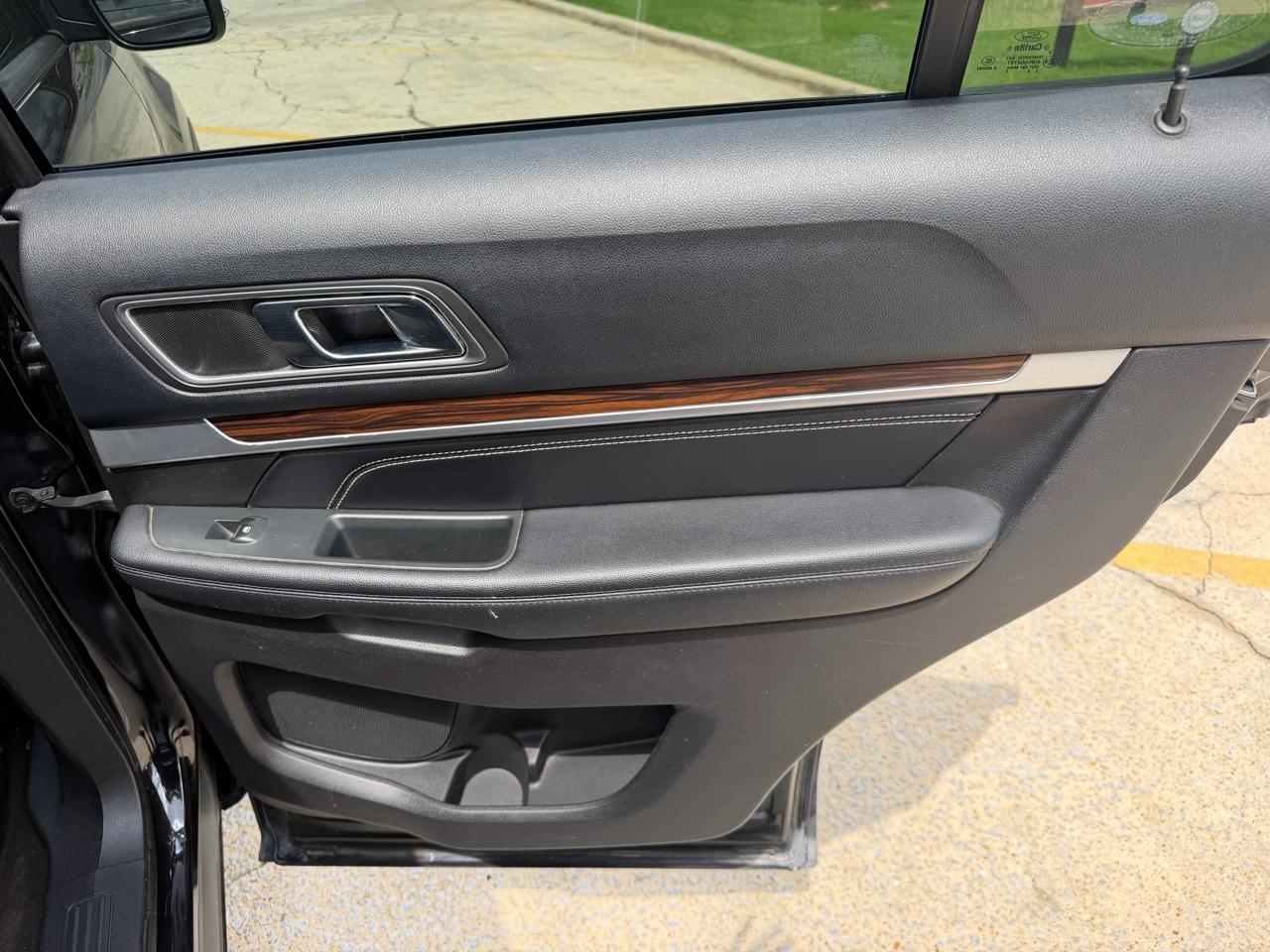 Ford Explorer Limited 4WD 2016