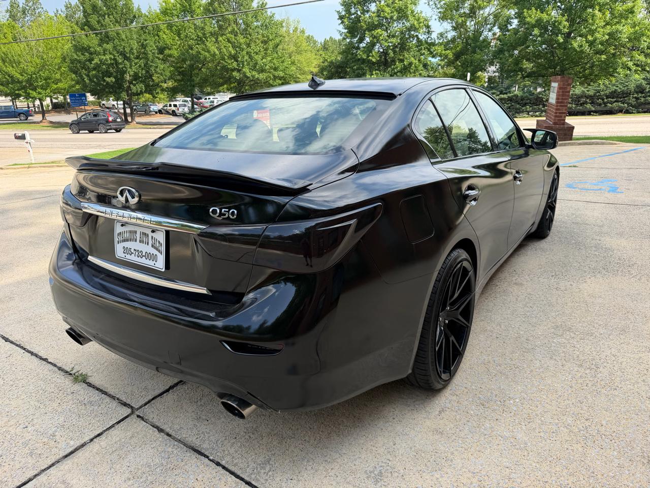Infiniti Q50 Base 2015