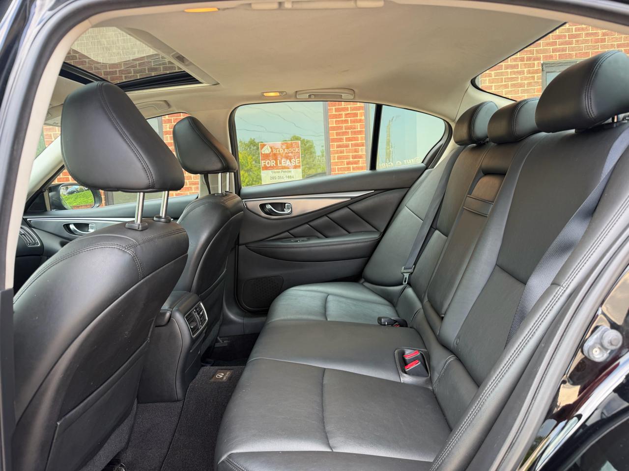 Infiniti Q50 Base 2015