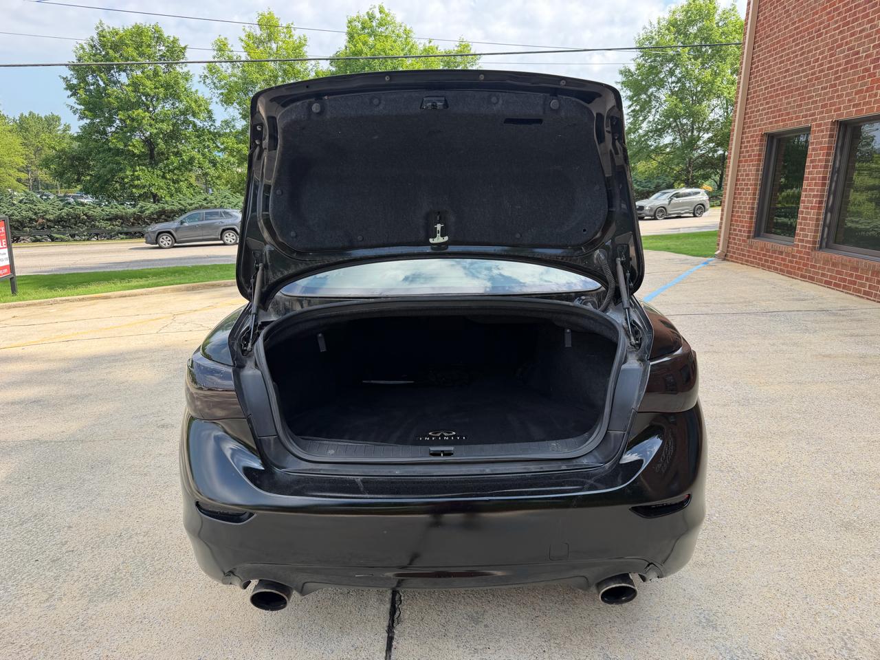Infiniti Q50 Base 2015