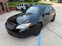 2013 Chrysler 200 