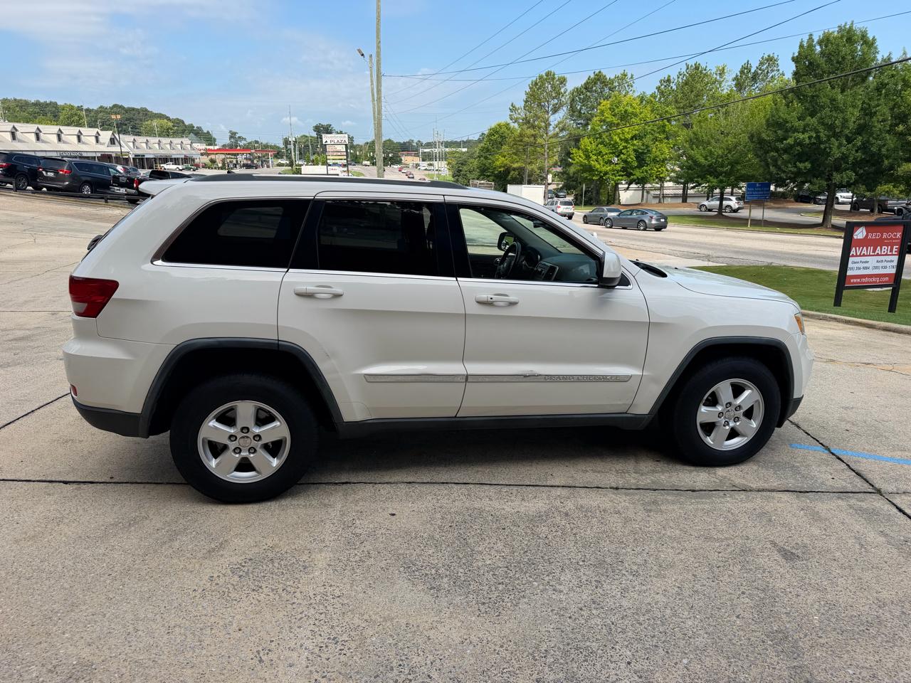 Jeep Grand Cherokee Laredo 4WD 2012