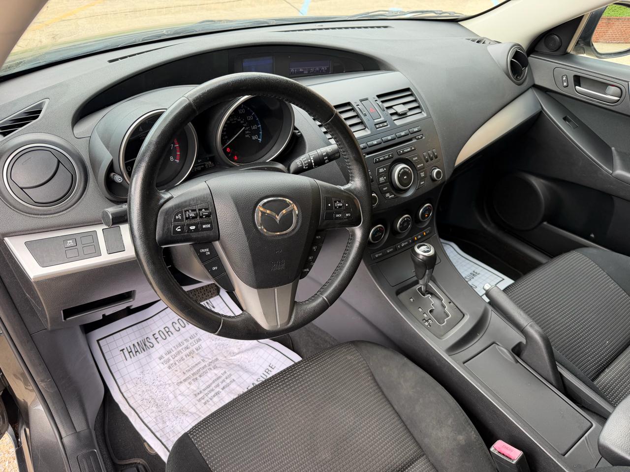 Mazda MAZDA3 i Touring AT 5-Door 2013