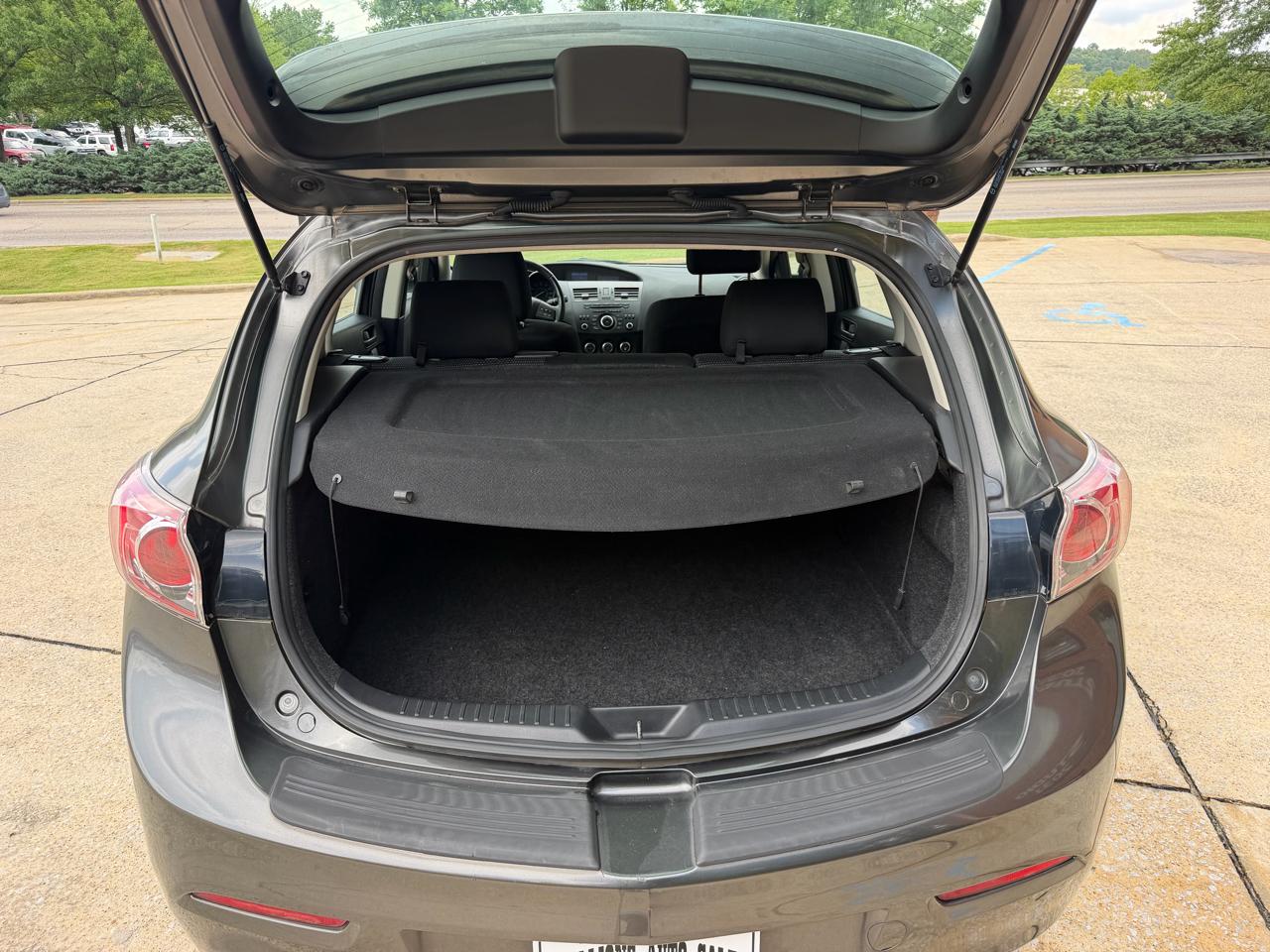 Mazda MAZDA3 i Touring AT 5-Door 2013