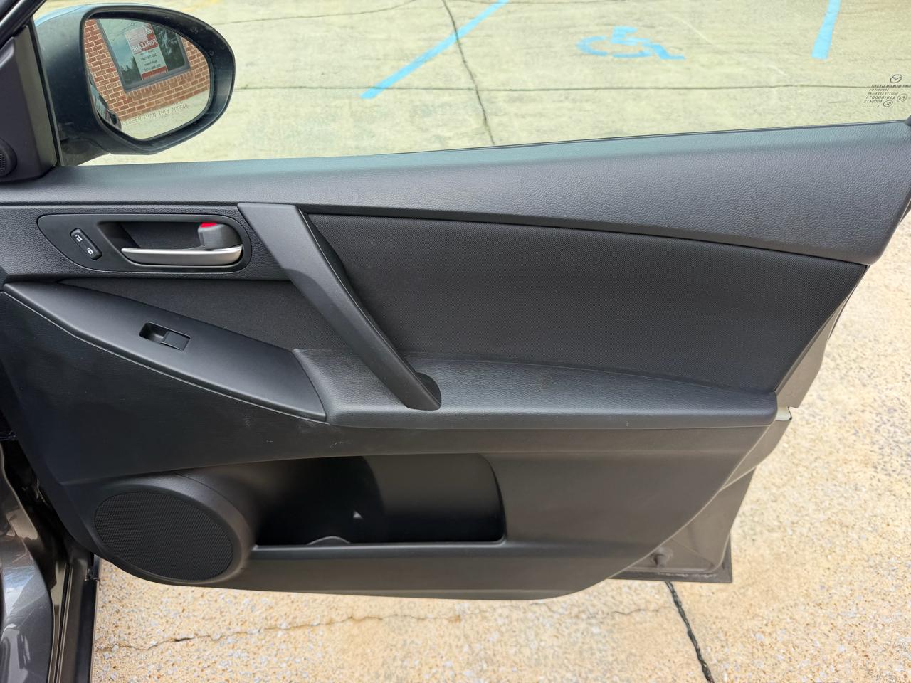 Mazda MAZDA3 i Touring AT 5-Door 2013