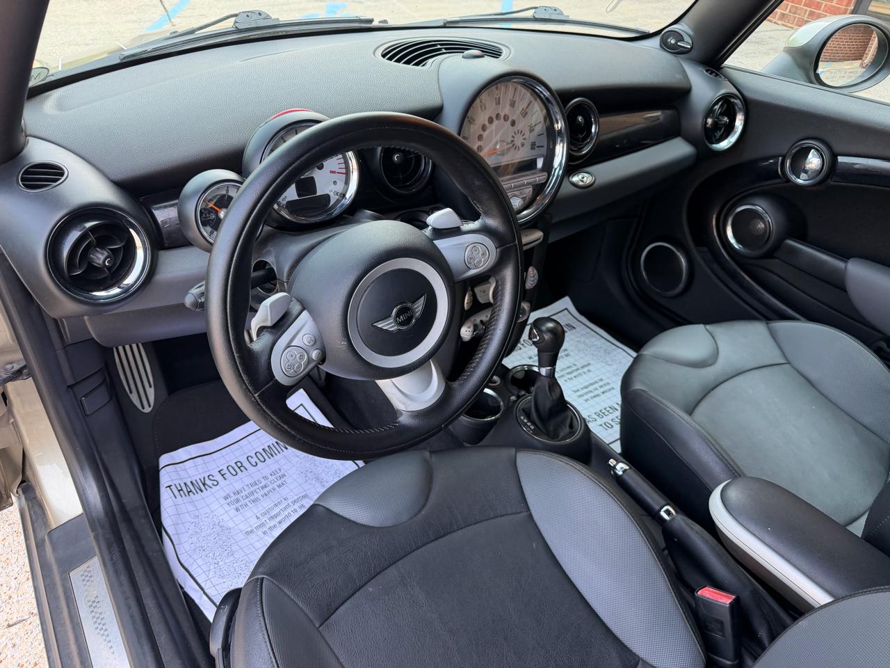 MINI Cooper S Convertible 2010