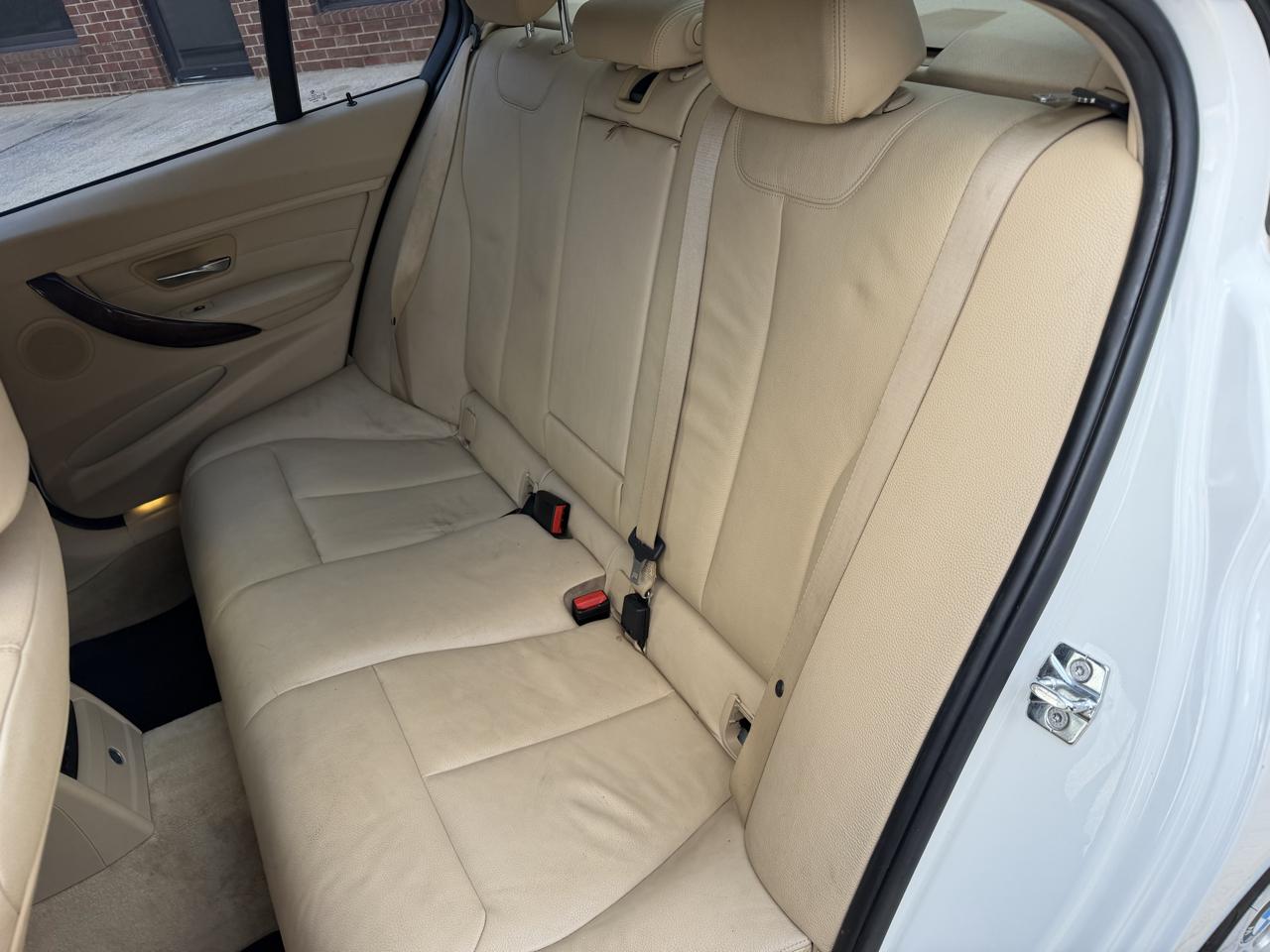 BMW 3-Series 328i Sedan 2013