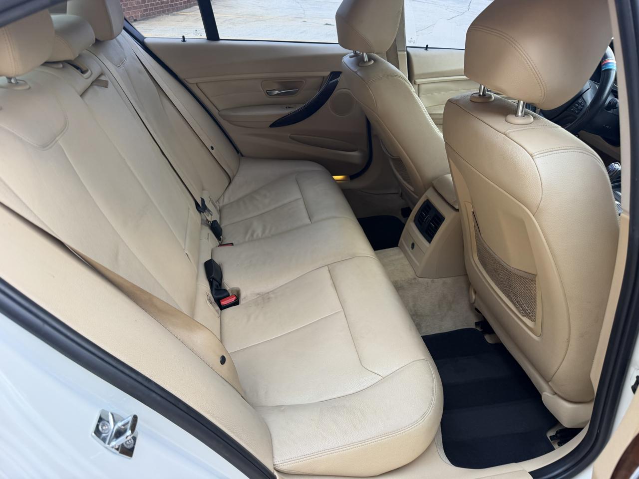 BMW 3-Series 328i Sedan 2013