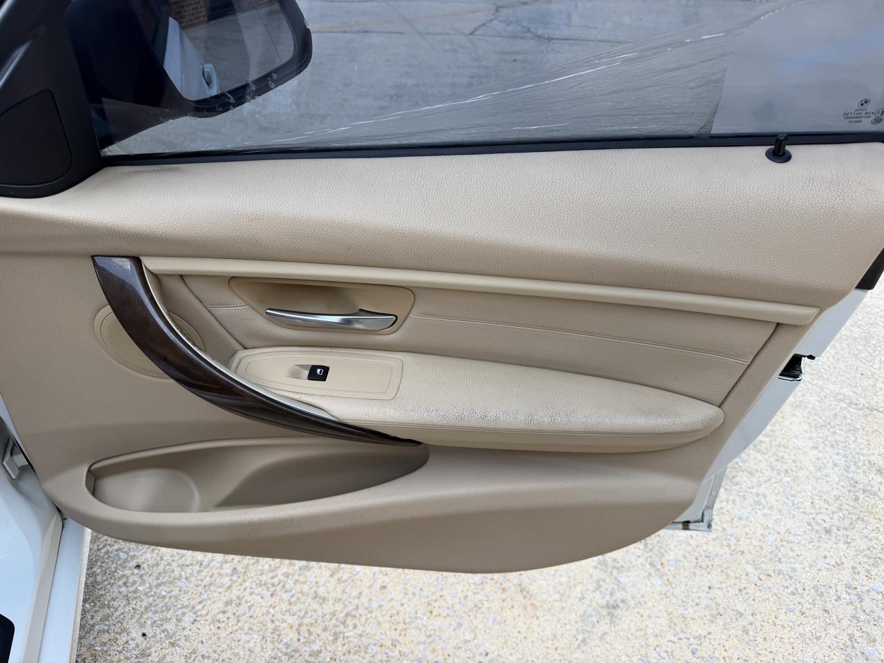 BMW 3-Series 328i Sedan 2013