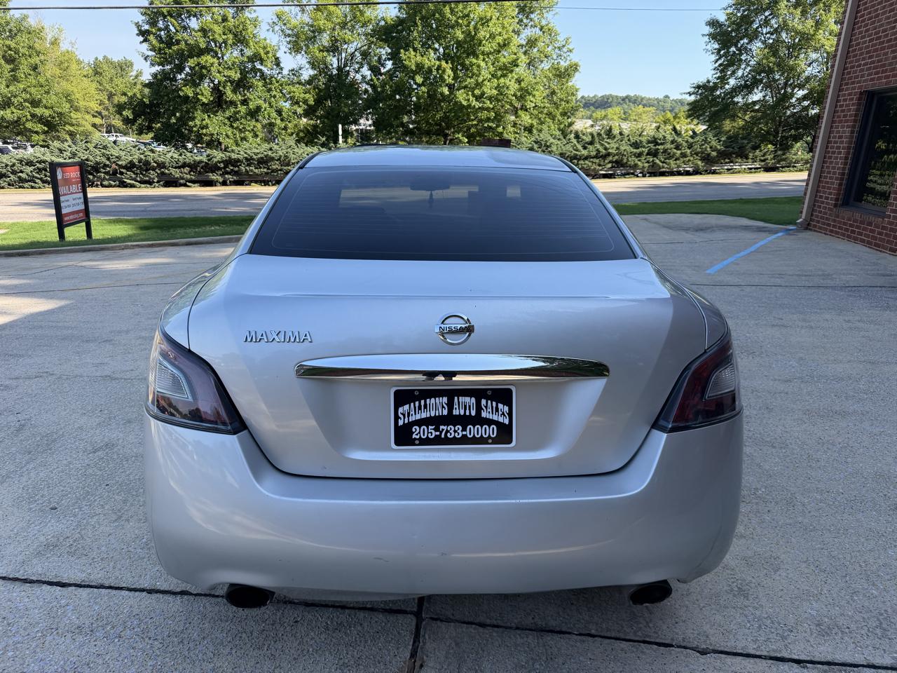 Nissan Maxima S 2014