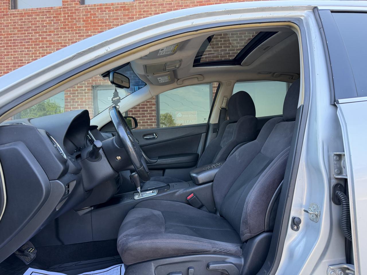 Nissan Maxima S 2014