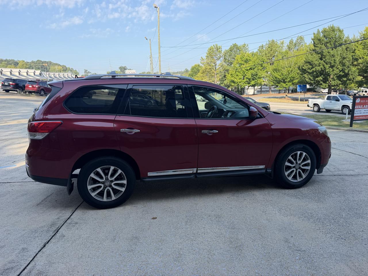 Nissan Pathfinder S 2WD 2016