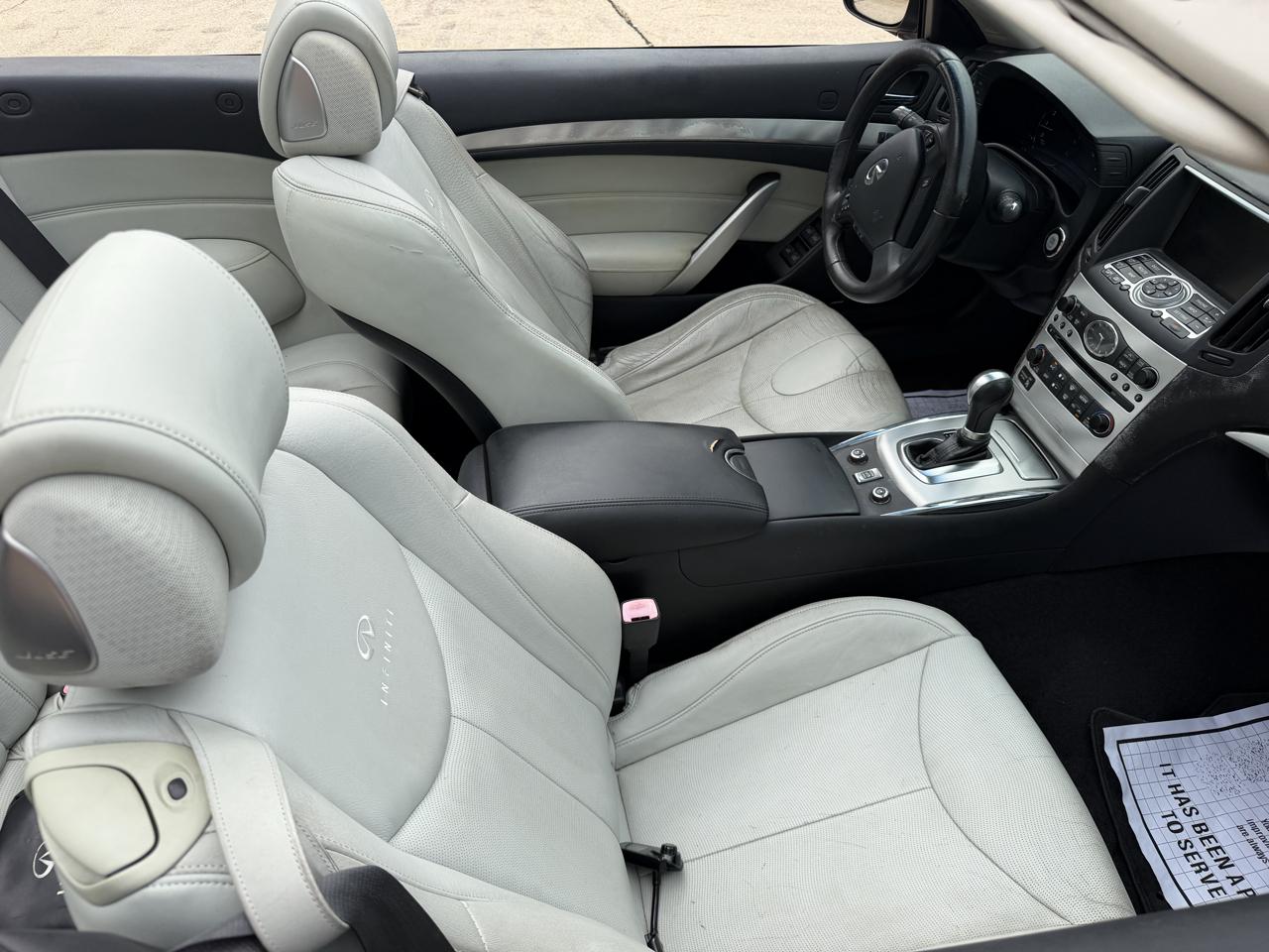 Infiniti G Convertible Base 2010