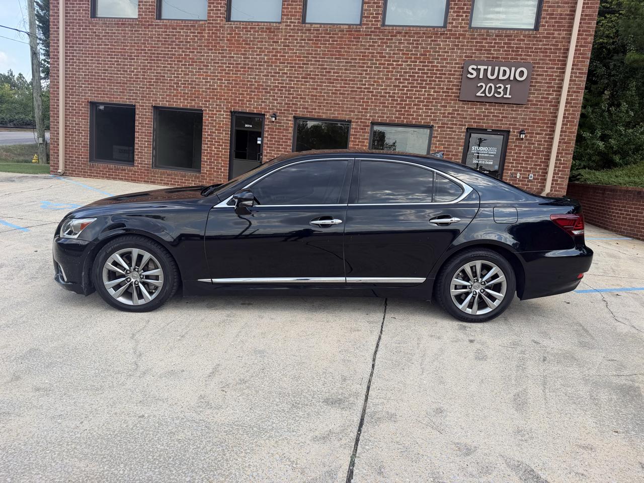 Lexus LS 460 Luxury Sedan AWD 2014