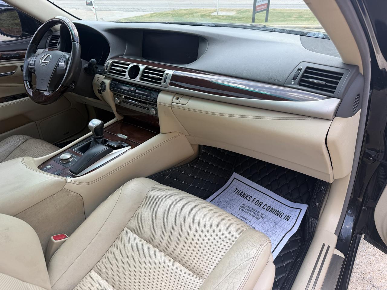Lexus LS 460 Luxury Sedan AWD 2014