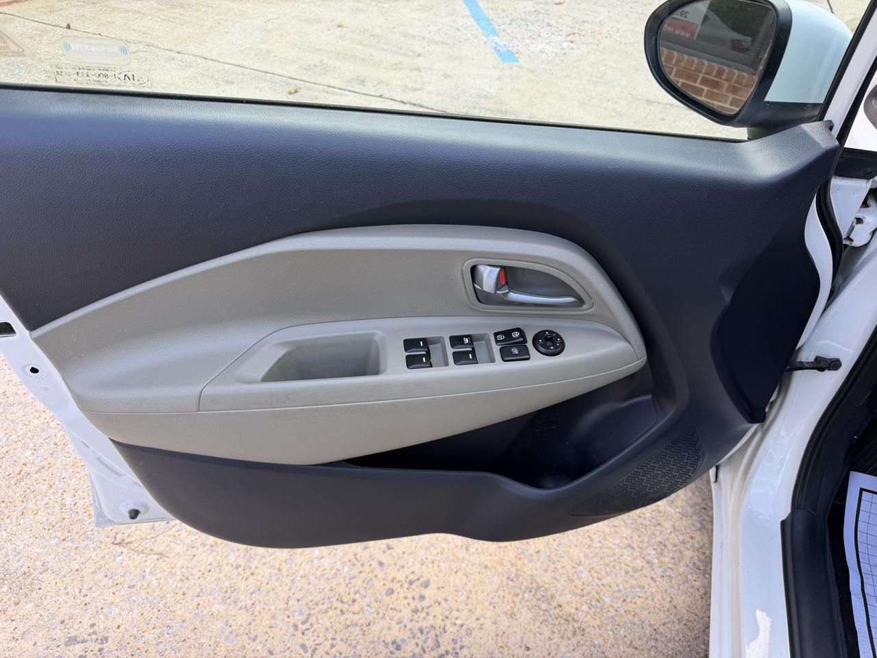 Kia Rio LX 2015