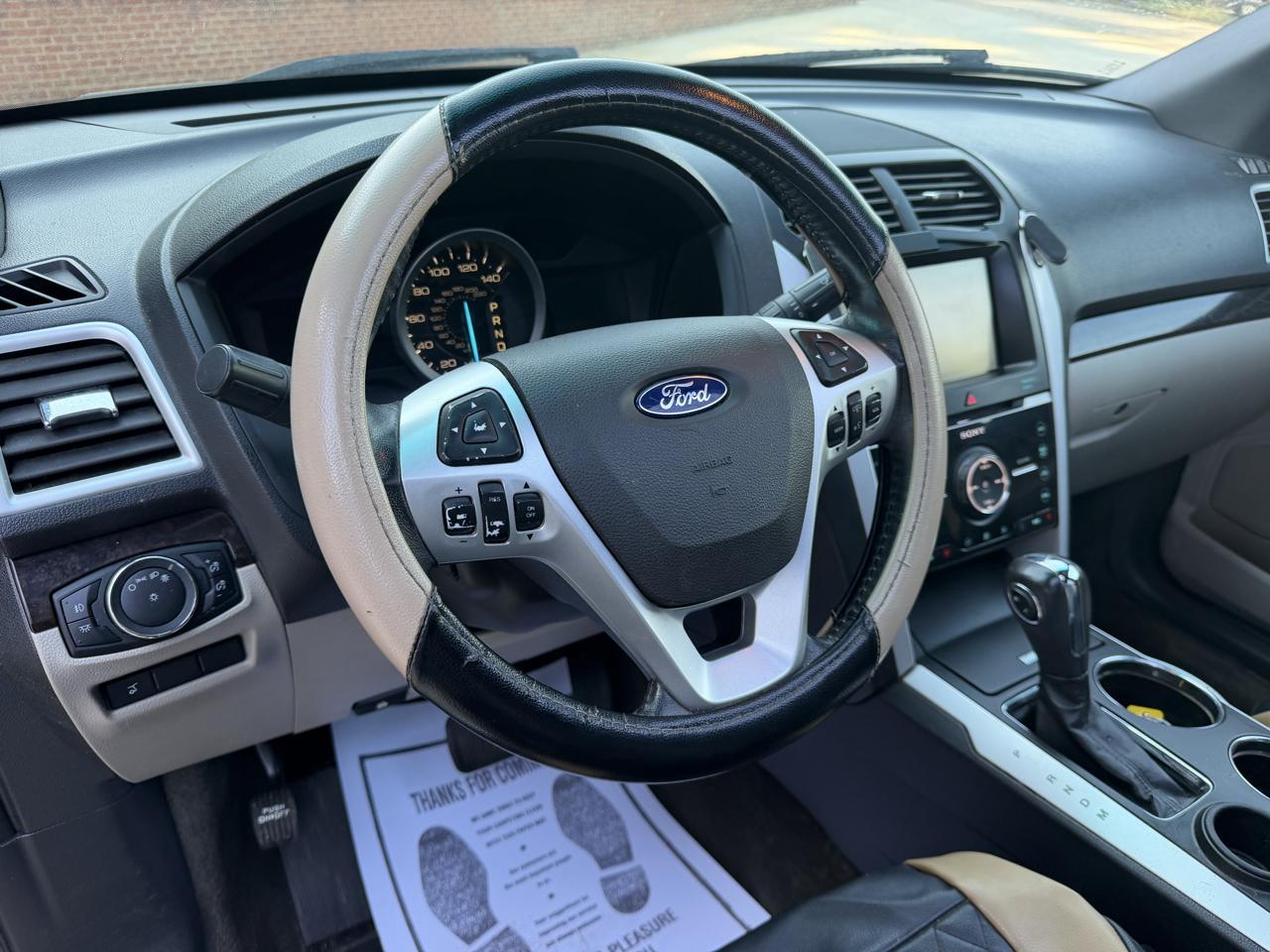 Ford Explorer Limited FWD 2014