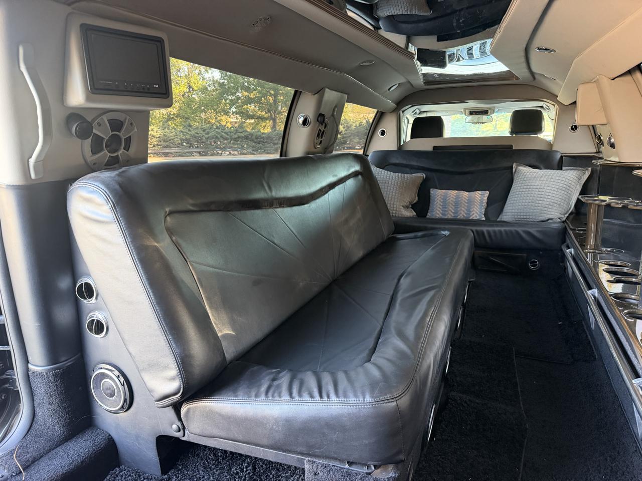 Cadillac Limousine Base 2008