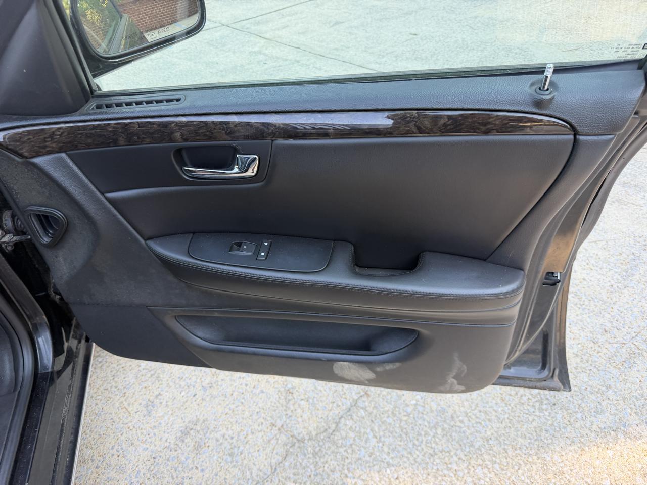 Cadillac Limousine Base 2008