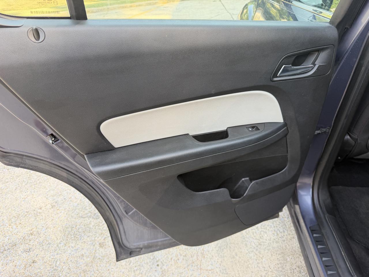 Chevrolet Equinox LS 2WD 2014