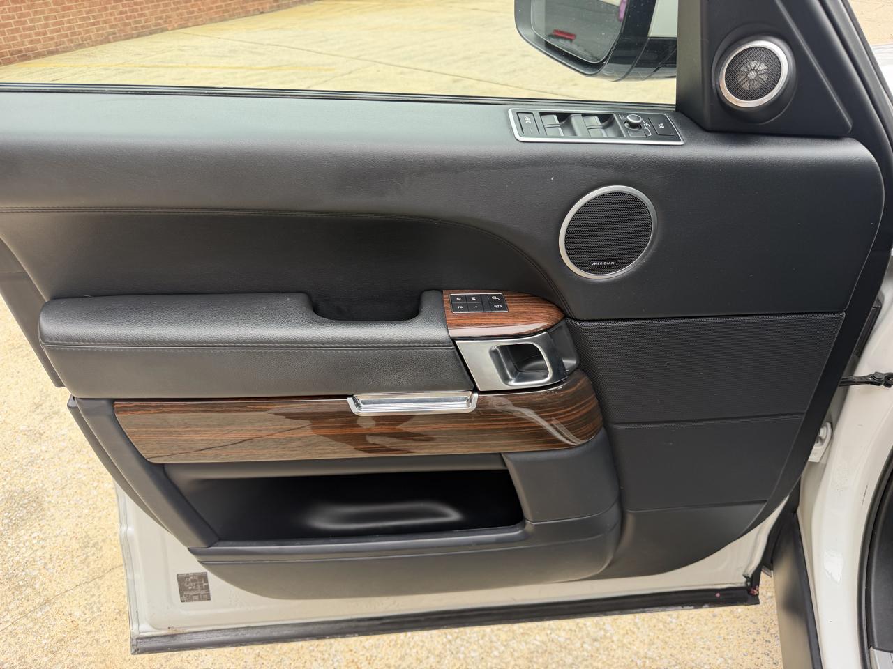 Land Rover Range Rover Base 2016