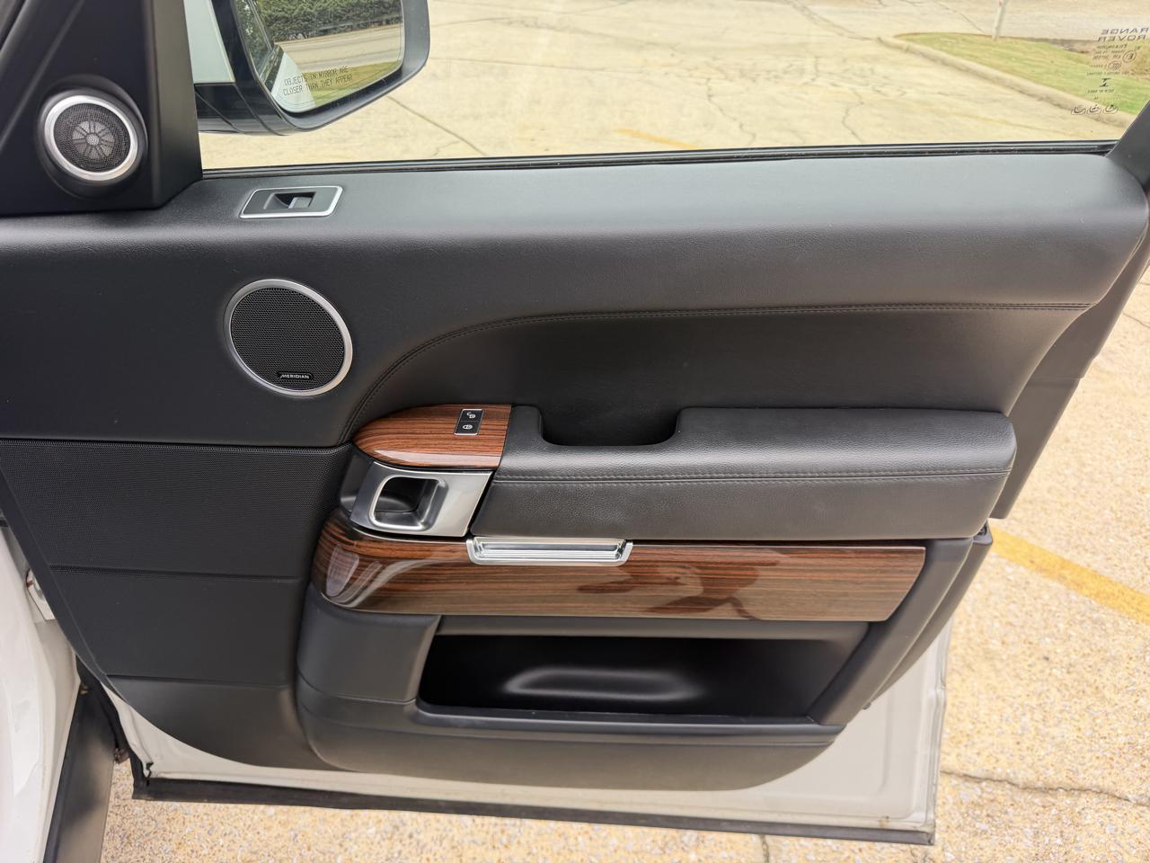 Land Rover Range Rover Base 2016
