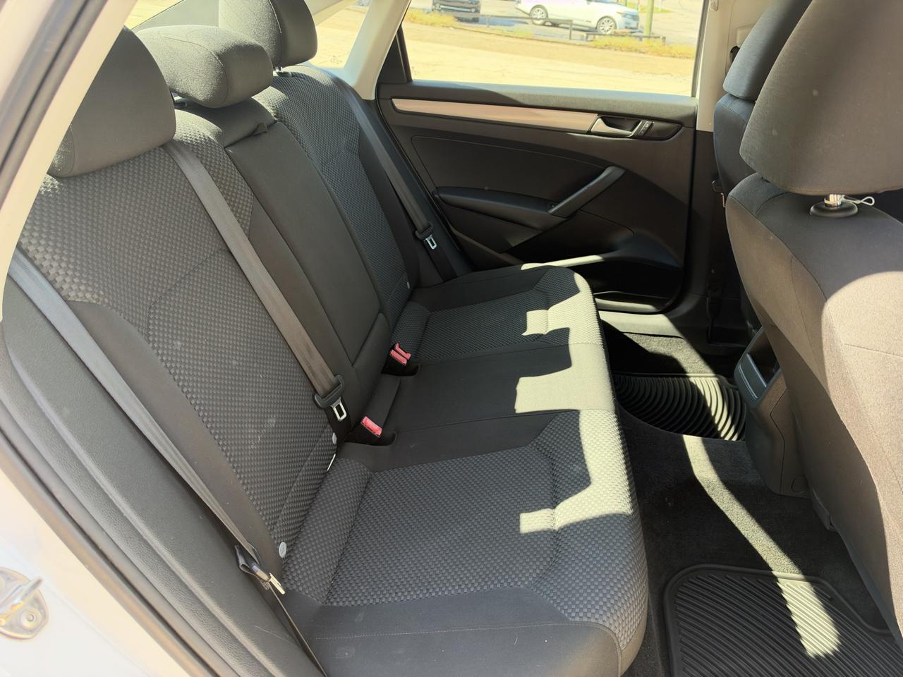 Volkswagen Passat S 6A 2015