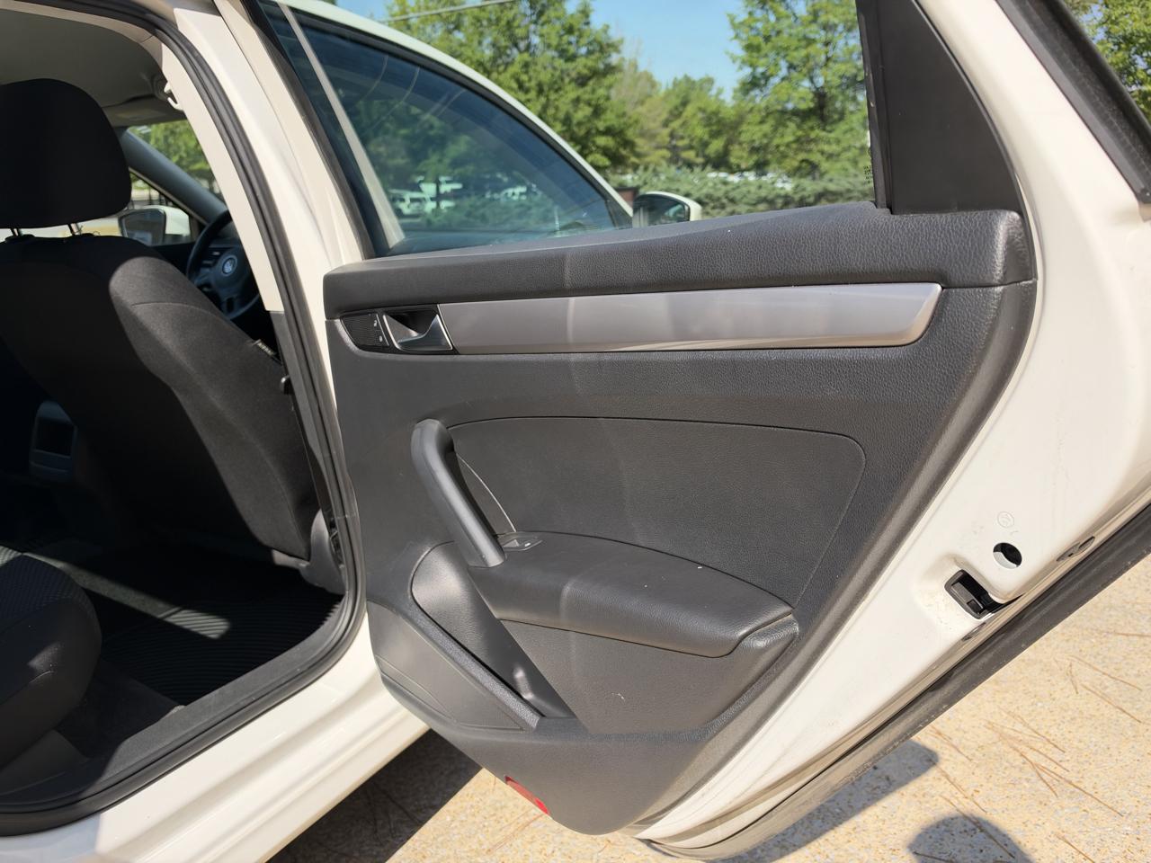Volkswagen Passat S 6A 2015